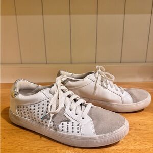 Steve Madden White & Gray Sneakers with Star and Studs